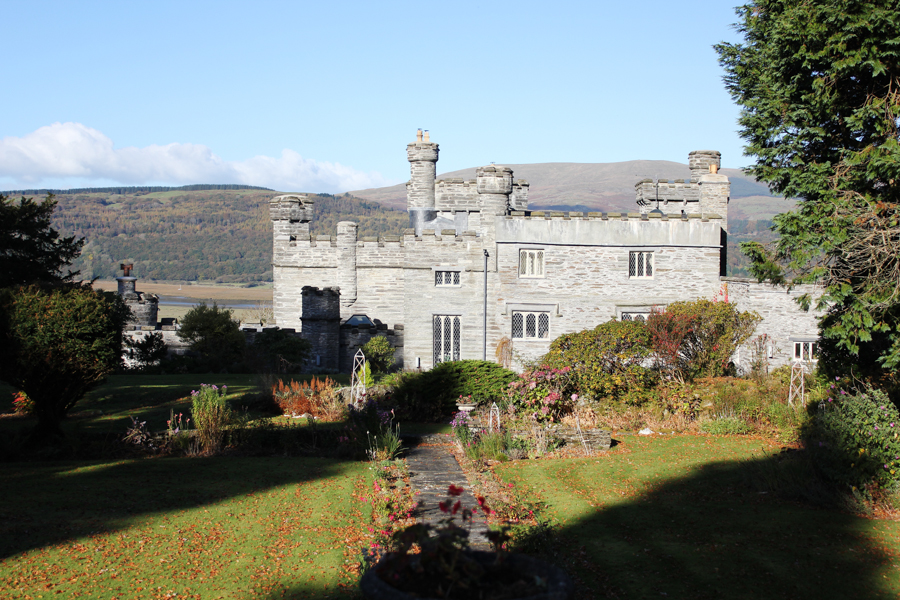 Review Glandyfi Castle, Wales